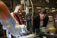 Audi treibt Mensch-Roboter-Kooperationen voran