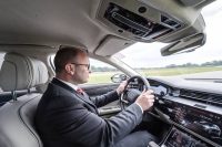 Chauffeur testet Audi A8
